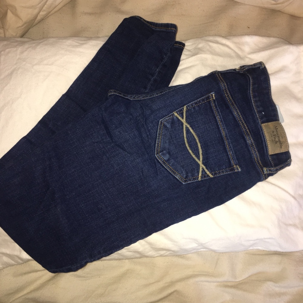 Abercrombie skinny jeans size 4